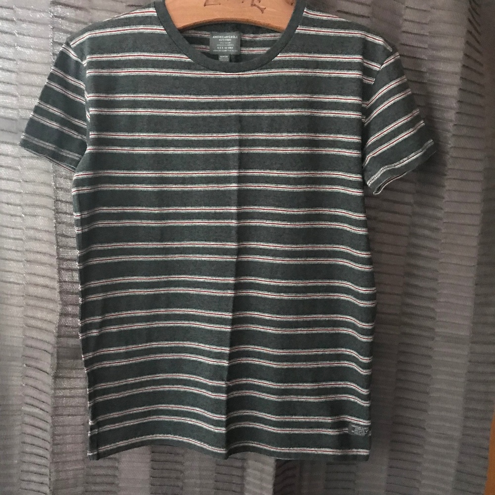 NWT! American Eagle Striped Tee Men's S